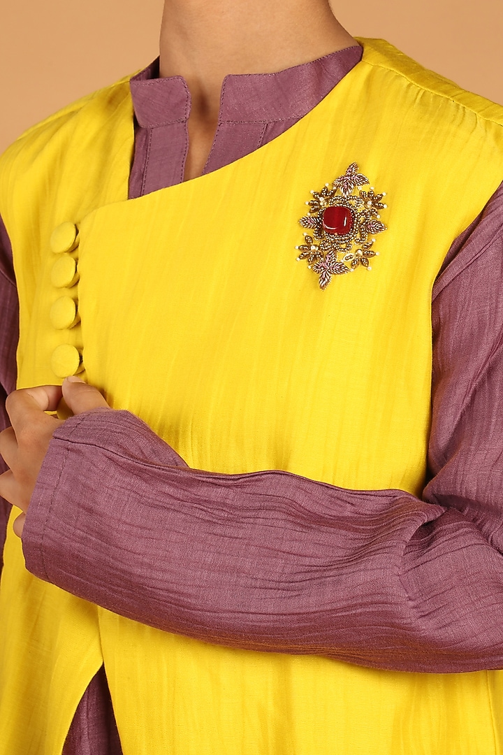 Yellow Mul Chanderi Embroidered Nehru Jacket Set For Boys by Tilsim by Sagarika Mehrotra at Pernia's Pop Up Shop