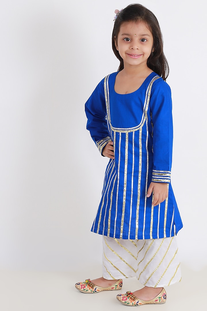 Royal Blue Embroidered Kurta Set For Girls by TinyPants