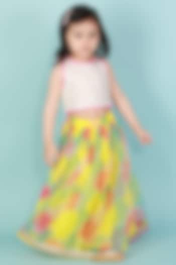 Yellow Printed Lehenga Set For Girls by TinyPants at Pernia's Pop Up Shop