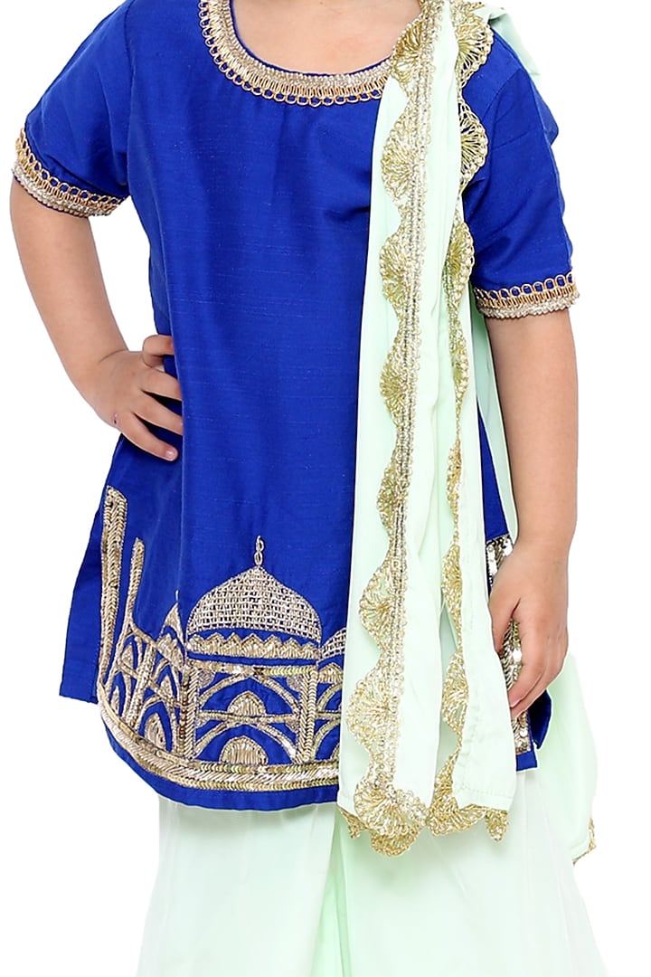 Royal Blue Hand Embroidered Kurta Set For Girls by TinyPants at Pernia's Pop Up Shop