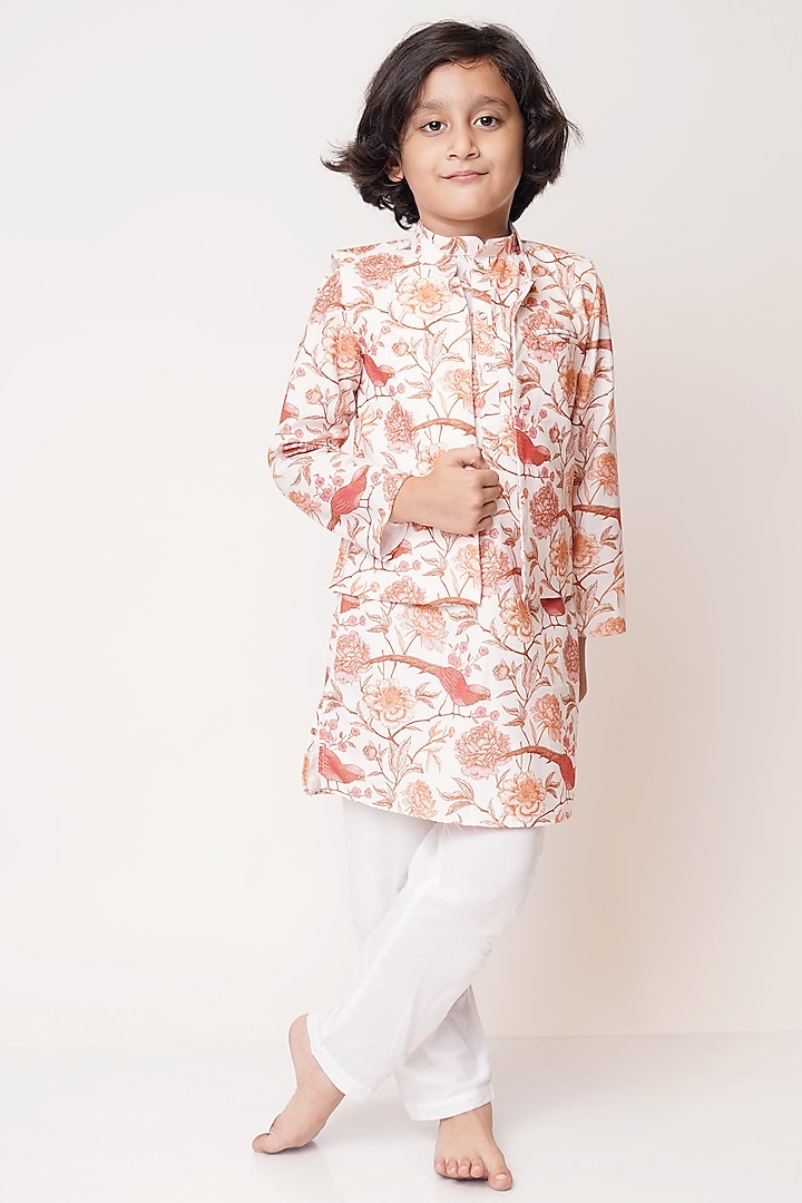 Off-White Printed Bundi Jacket WIth Kurta Set For Boys by TinyPants