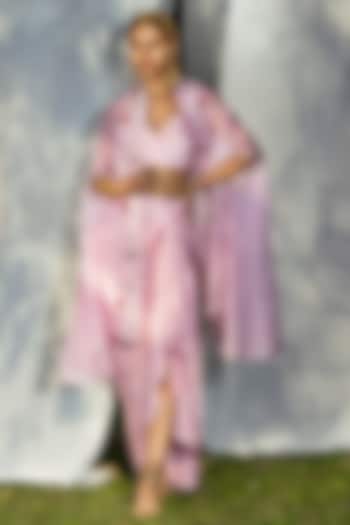 Rose Pink Embroidered Cape Set by Tisha Saksena at Pernia's Pop Up Shop