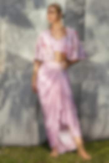 Rose Pink Raw Silk Cape Set by Tisha Saksena at Pernia's Pop Up Shop