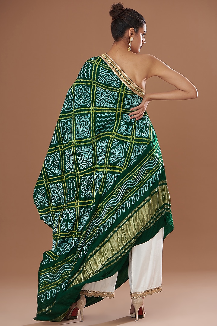 Emerald Green Handloom Mashru Silk Embroidered & Bandhani Printed Kaftan Set by Tisha Saksena at Pernia's Pop Up Shop