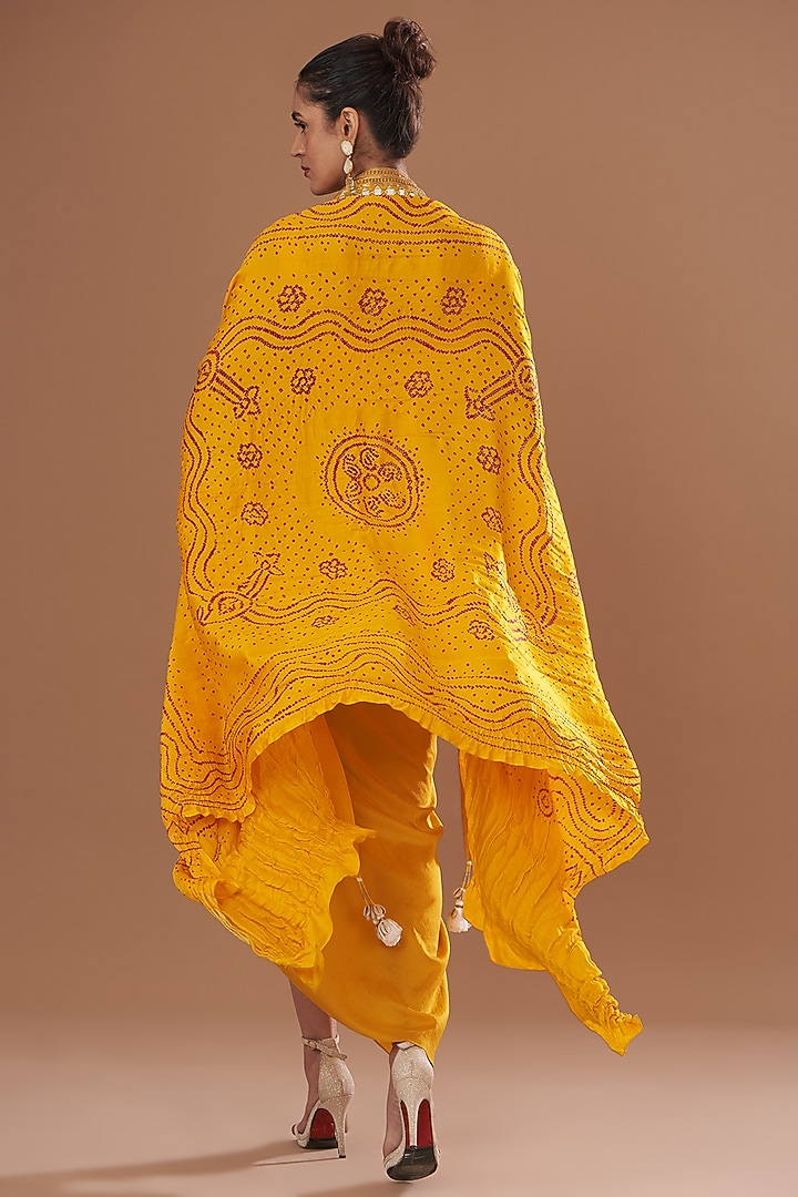 Yellow Handloom Mashru Silk & Dupion Silk Bandhani Printed Jacket Party Wear Dress by Tisha Saksena at Pernia's Pop Up Shop