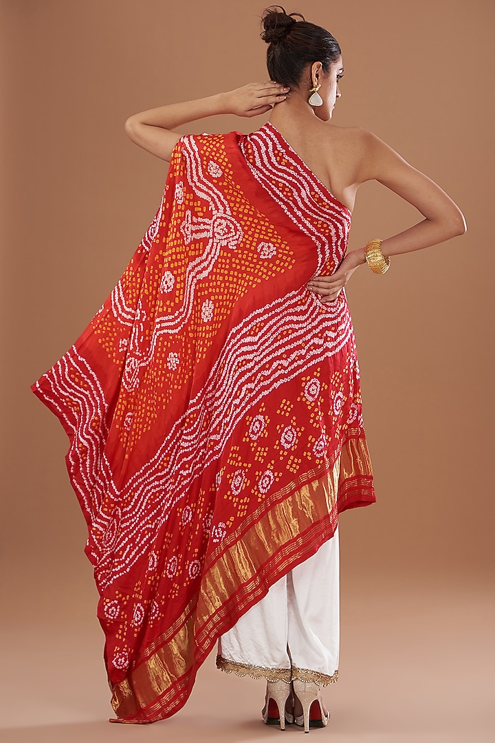 Orange & Red Handloom Mashru Silk Bandhani Printed Kaftan Set by Tisha Saksena at Pernia's Pop Up Shop