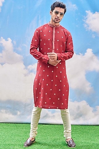 Earthy Red Embroidered Kurta Set by TISASTUDIO