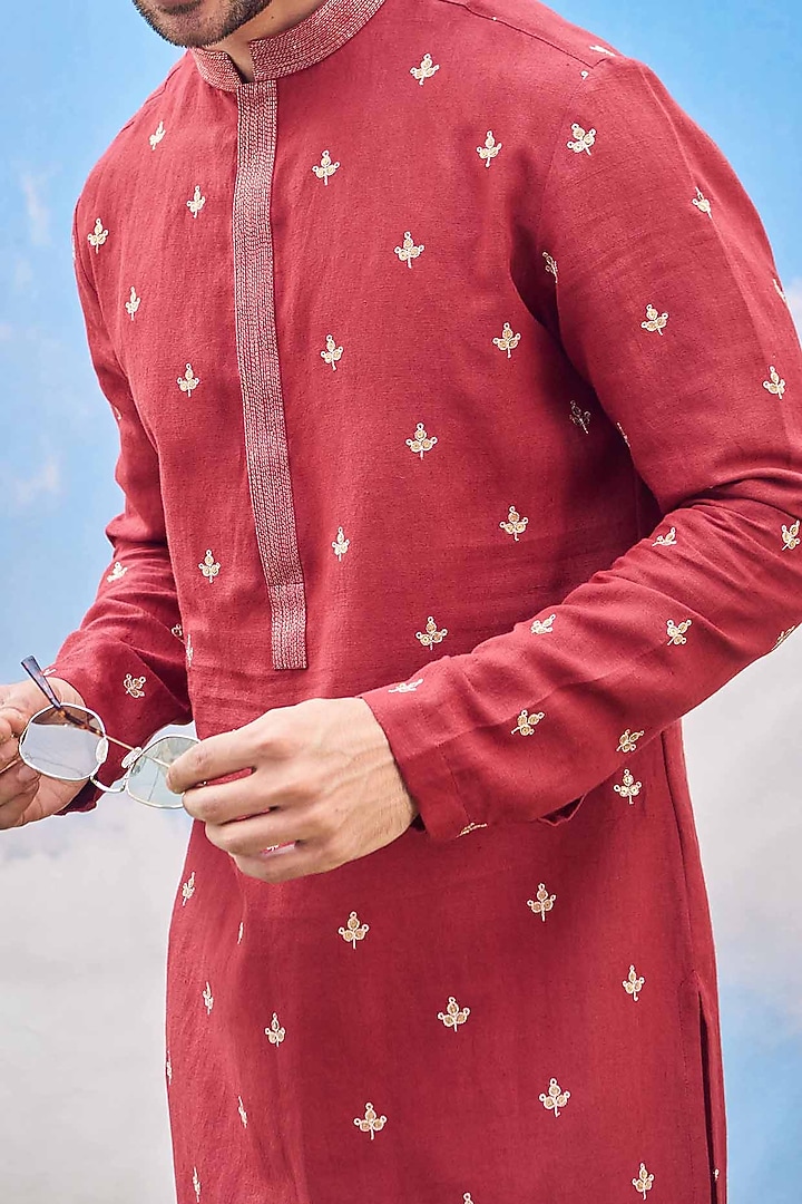 Earthy Red Embroidered Kurta Set by TISASTUDIO at Pernia's Pop Up Shop