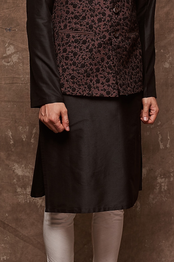 Brown & Beige Embroidered Bundi Jacket by TISASTUDIO at Pernia's Pop Up Shop