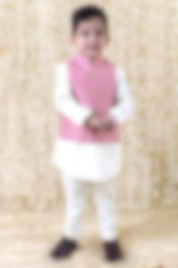 Pink Raw Silk Bundi Jacket For Boys by Tiber Taber