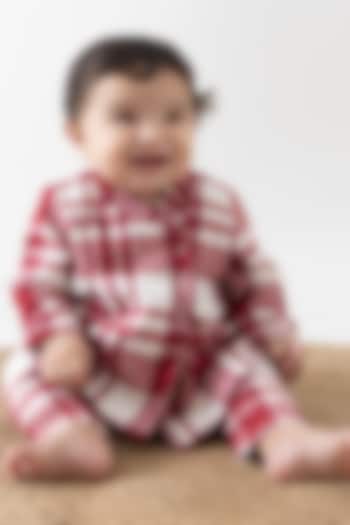 Green Soft Cotton flannel Checkered Printed Jhabla Set For Kids by Tiber Taber at Pernia's Pop Up Shop