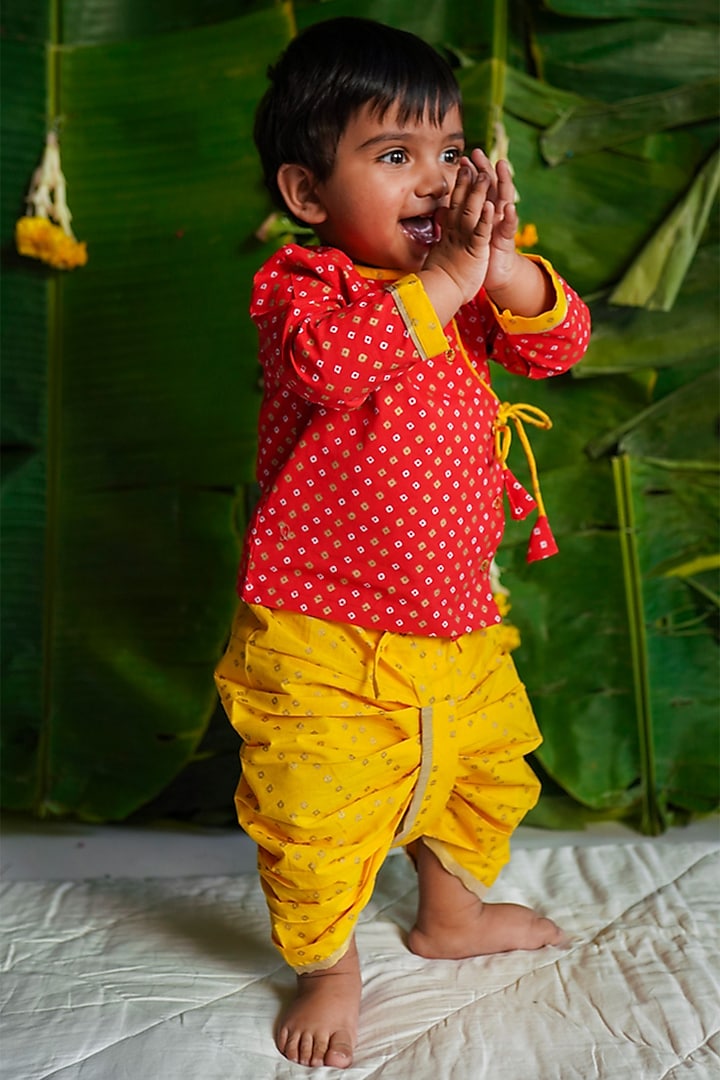 Yellow Cotton Dhoti Set For Boys by Tiber Taber