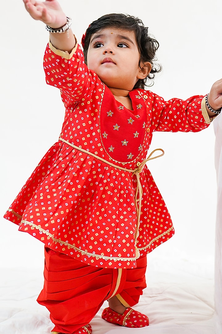 Red Cotton Dhoti Set For Girls by Tiber Taber
