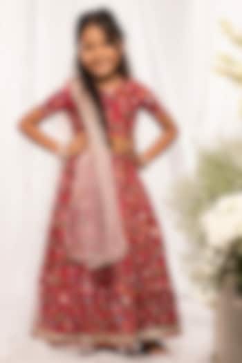 Red Floral Printed Lehenga Set For Girls by Tiber Taber