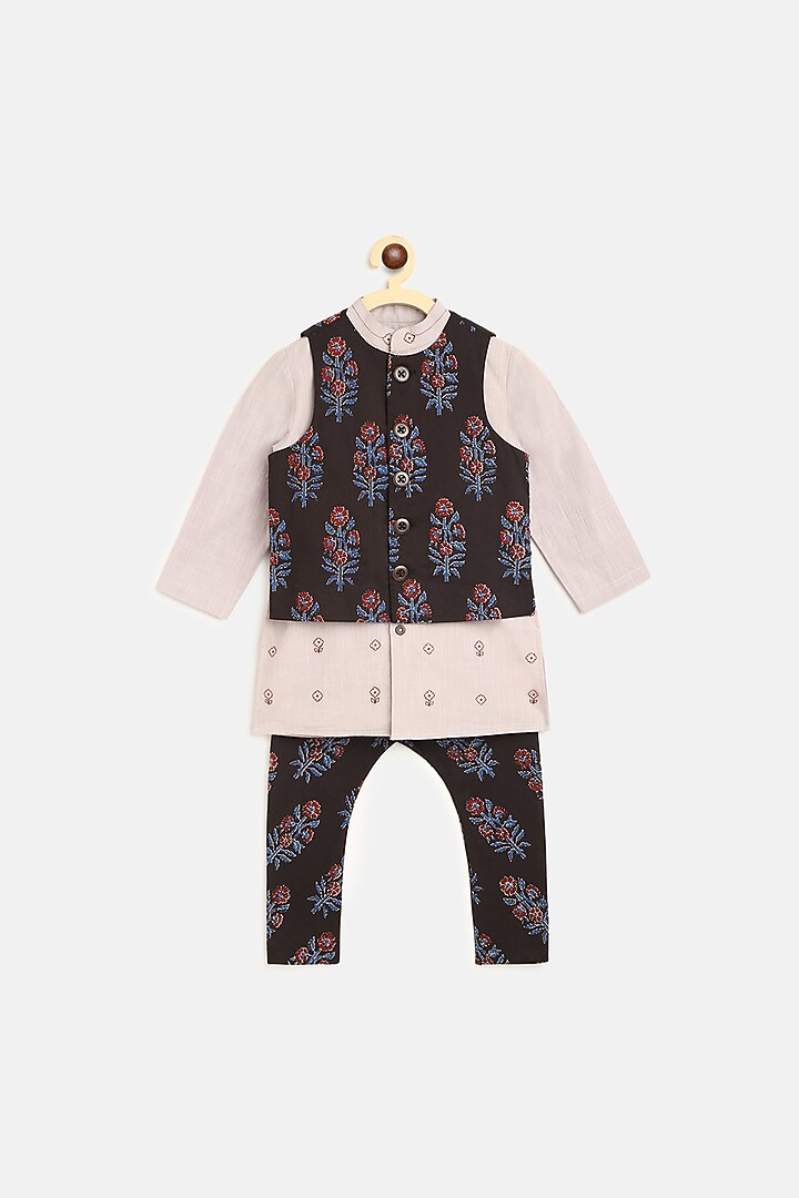 Grey Cotton Kurta Set With Bundi Jacket For Boys by Tiber Taber at Pernia's Pop Up Shop