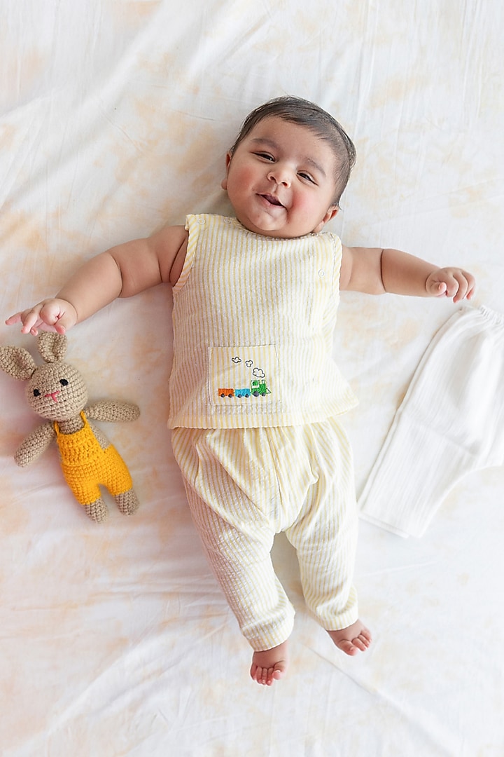 Yellow Cotton Embroidered Jhabla Set For Kids by Tiber Taber at Pernia's Pop Up Shop