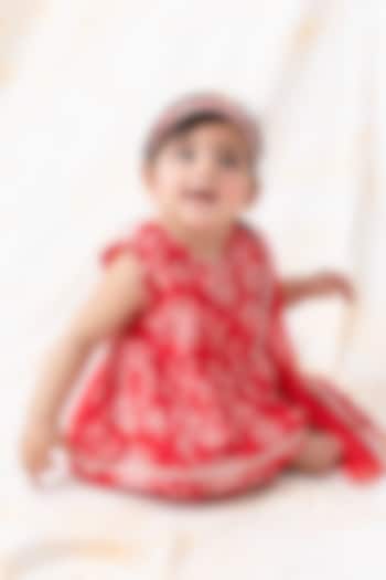 Red Cotton Floral Printed Kurta Set For Girls by Tiber Taber at Pernia's Pop Up Shop