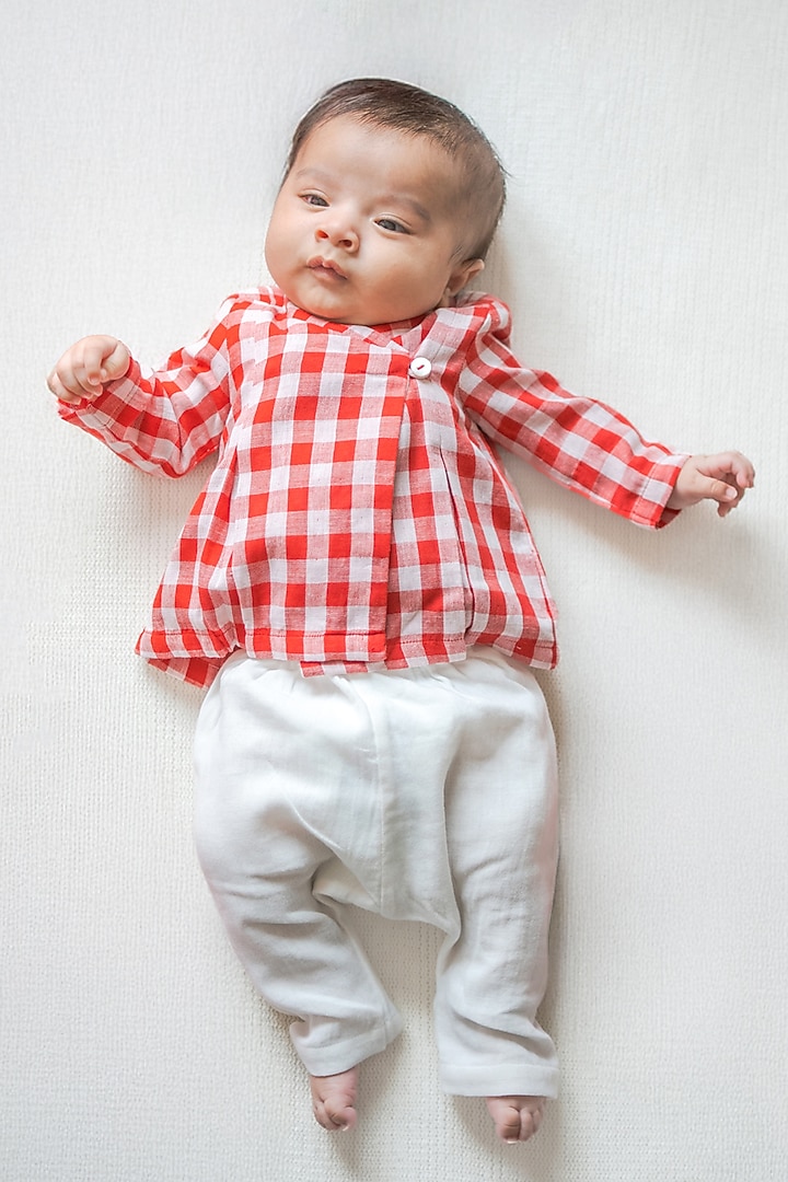 Red Cotton Checkered Printed Jhabla Set For Kids by Tiber Taber at Pernia's Pop Up Shop