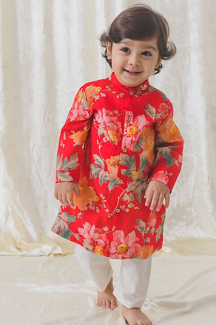 Red Soft Cotton Floral Printed Kurta Set For Boys by Tiber Taber at Pernia's Pop Up Shop