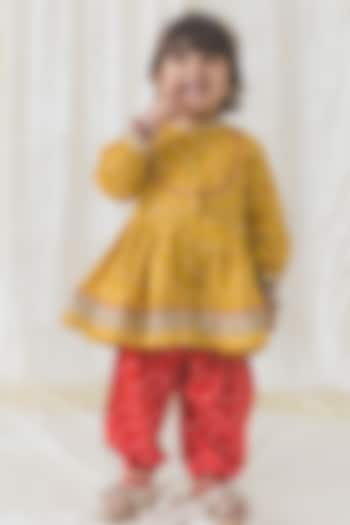 Yellow Soft Cotton Lace Embellished Bandhani Angrakha Kurta Set For Girls by Tiber Taber at Pernia's Pop Up Shop