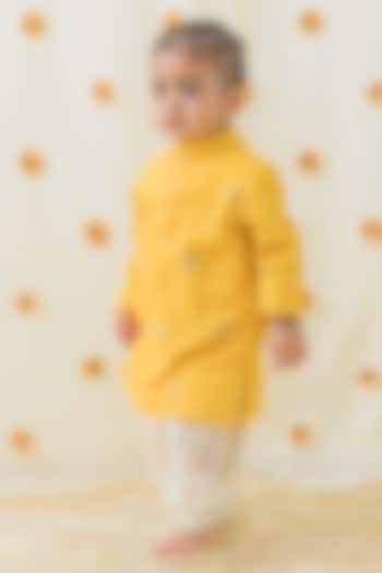 Yellow Cotton Dhoti Set For Boys by Tiber Taber