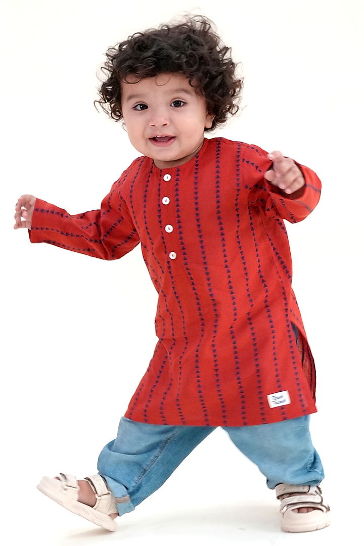 Red Cotton Striped Printed Kurta For Boys by Tiber Taber at Pernia's Pop Up Shop