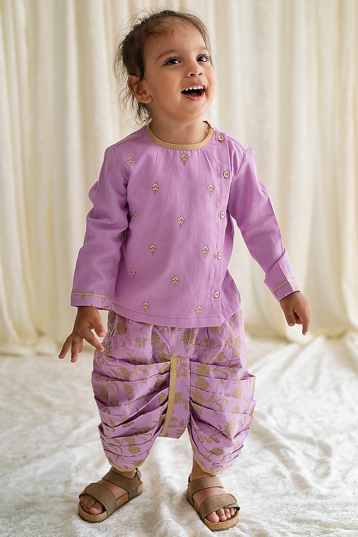 Purple Embroidered Kurta Set For Boys by Tiber Taber at Pernia's Pop Up Shop