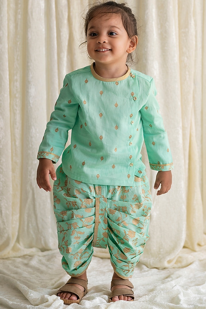 Green Printed Kurta Set For Boys by Tiber Taber at Pernia's Pop Up Shop