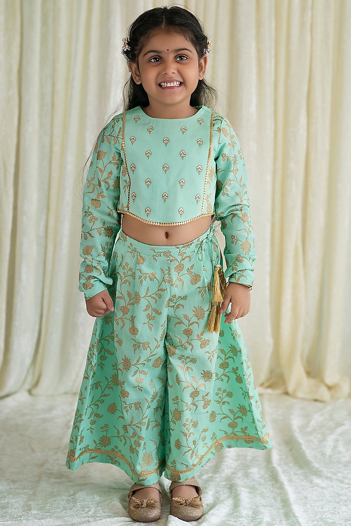 Green Printed Palazzo Pant Set With Hair Bow Clip For Girls by Tiber Taber at Pernia's Pop Up Shop