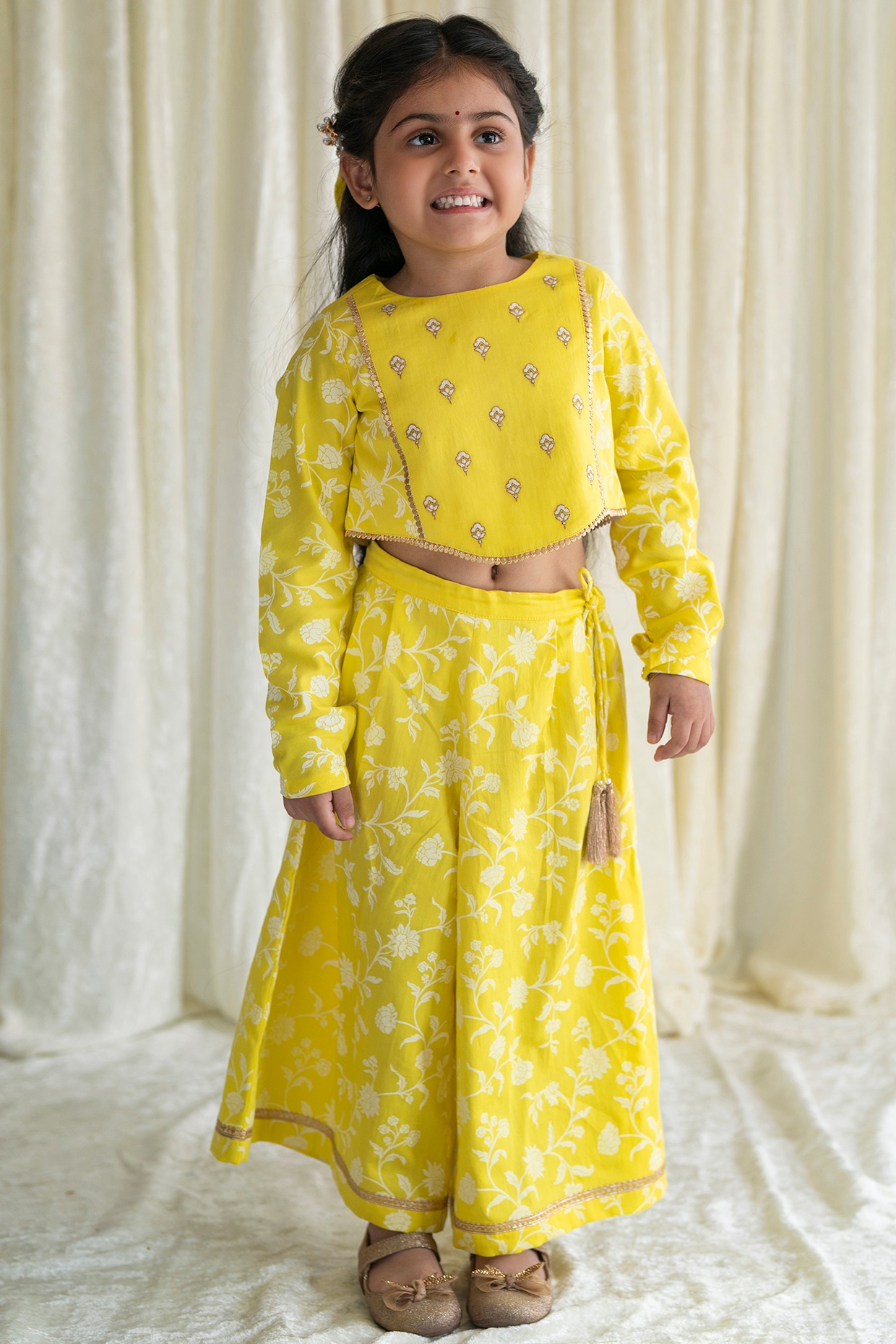 Yellow Printed Palazzo Pant Set With Hair Bow Clip For Girls by Tiber Taber  at Pernia's Pop Up Shop