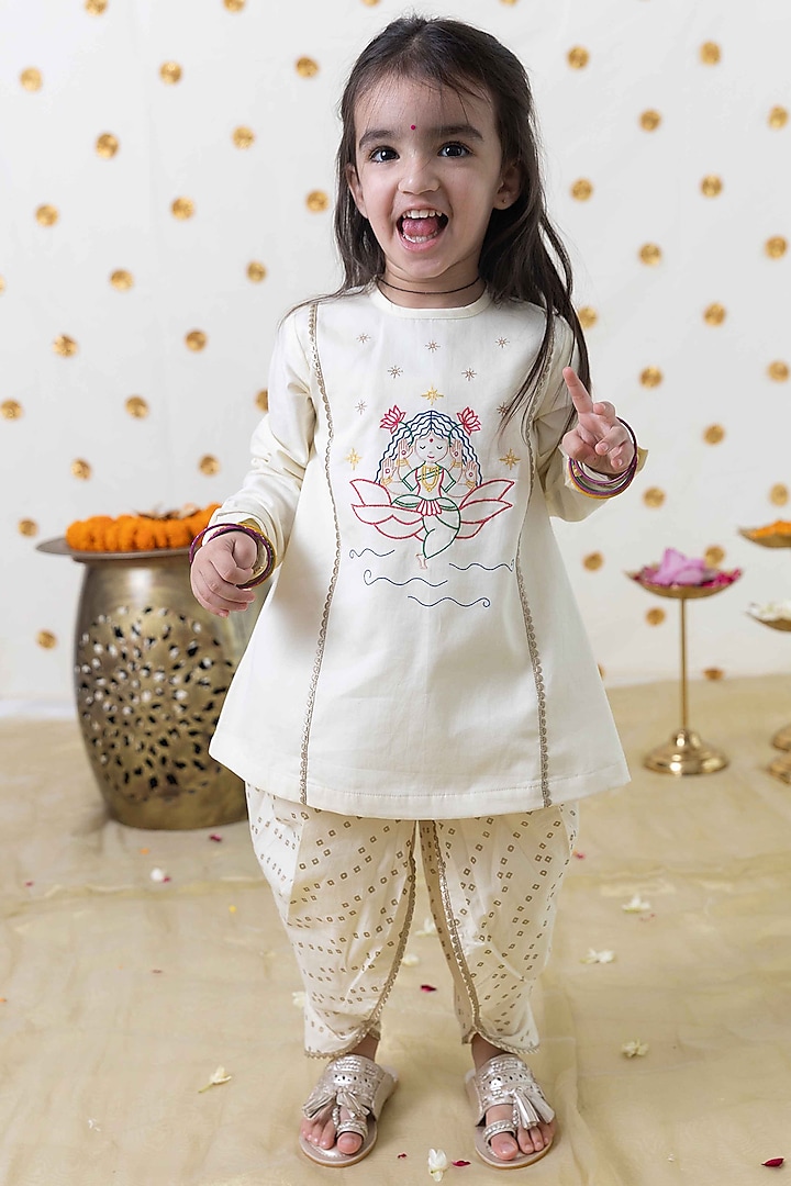 Cream Cotton Laxmi Embroidered Kurta Set For Girls by Tiber Taber at Pernia's Pop Up Shop