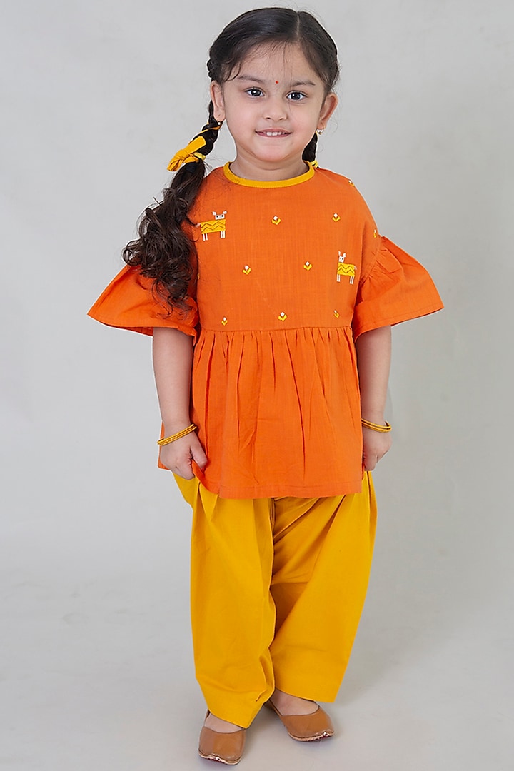 Yellow Cotton Pant Set For Girls by Tiber Taber
