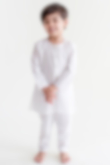 White Cotton Kurta Set For Kids by Tiber Taber at Pernia's Pop Up Shop