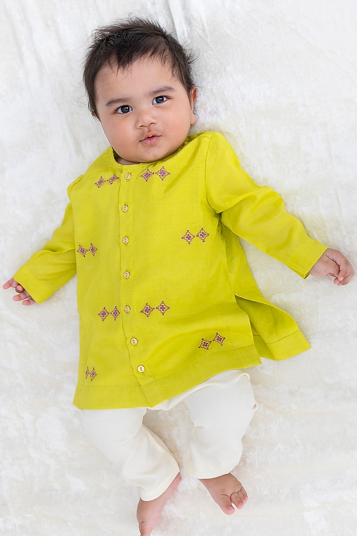 Green Viscose Embroidered Kurta Set For Boys by Tiber Taber at Pernia's Pop Up Shop