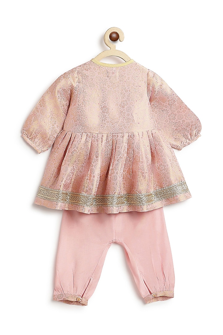 Pink Brocade Kurta Set For Girls by Tiber Taber at Pernia's Pop Up Shop