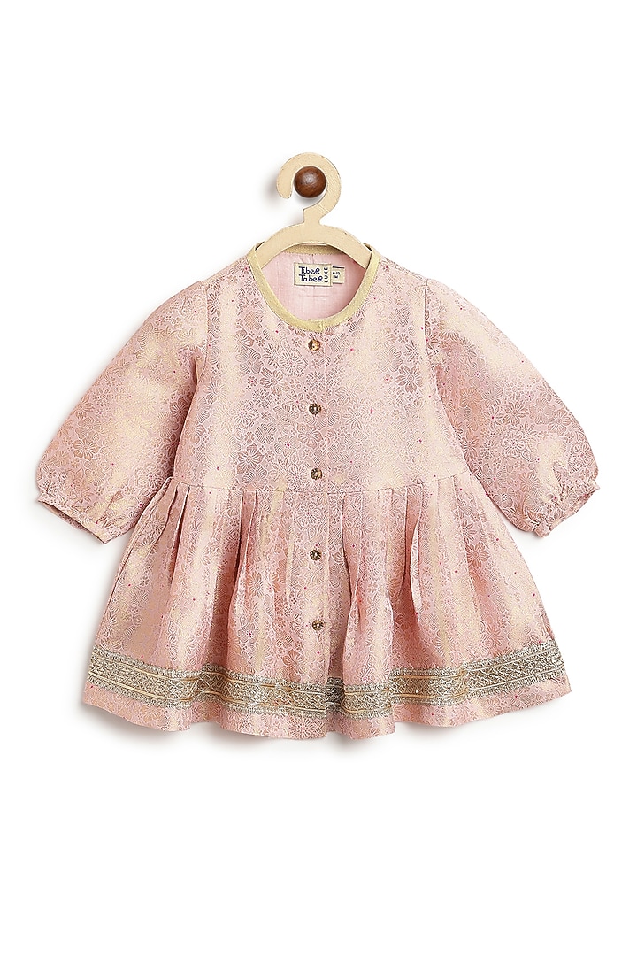 Pink Brocade Kurta Set For Girls by Tiber Taber at Pernia's Pop Up Shop