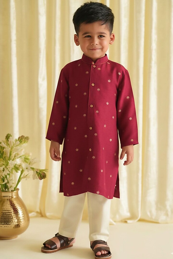Maroon Viscose Brocade Embroidered Kurta Set For Boys by Tiber Taber at Pernia's Pop Up Shop