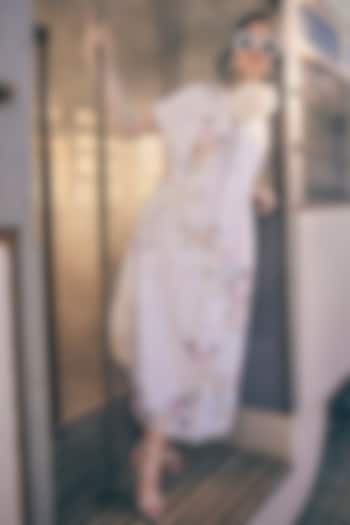 Ivory Chanderi Floral Printed Kaftan by TABEER INDIA at Pernia's Pop Up Shop