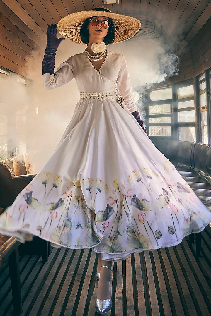 Ivory Chanderi Floral Printed Party Wear Anarkali Set by TABEER INDIA at Pernia's Pop Up Shop