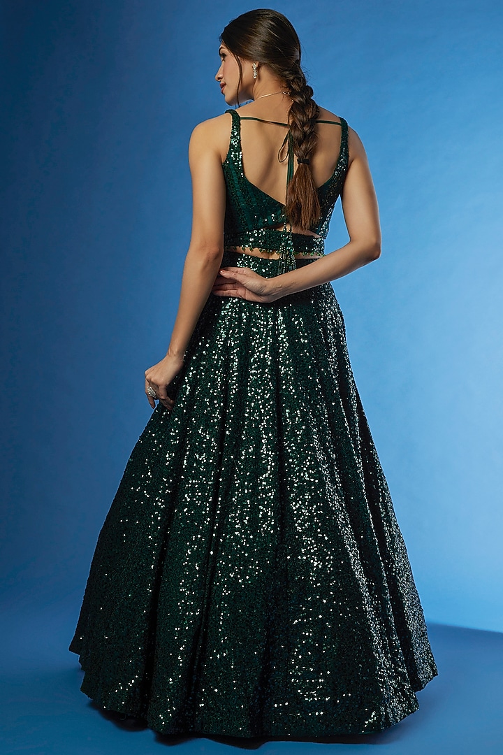 Emerald Green Organza Embroidered Wedding Lehenga Set by Angad Singh at Pernia's Pop Up Shop