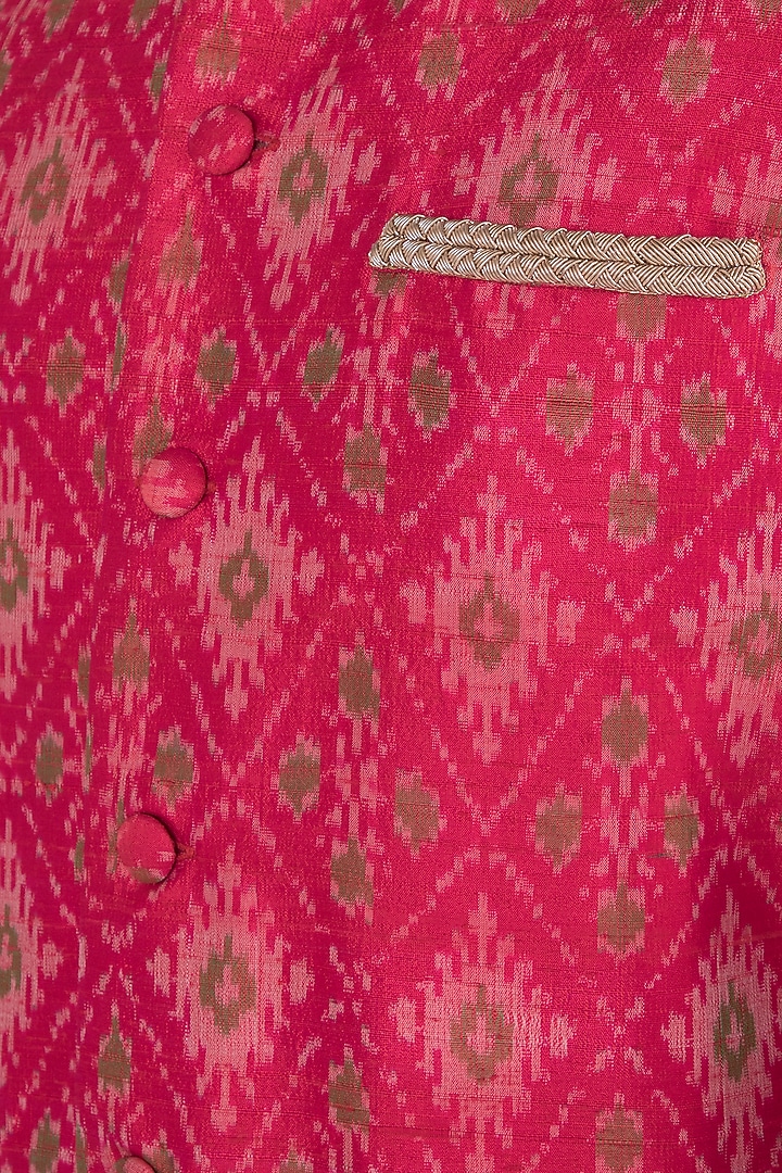 Red Embroidered Nehru Jacket by Tisha Saksena Men at Pernia's Pop Up Shop