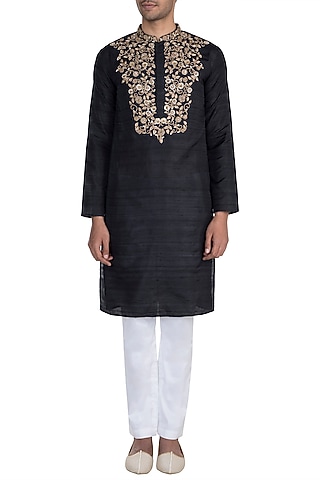 Black Hand Embroidered Kurta by Tisha Saksena Men