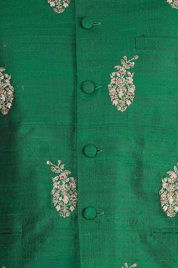Green Embroidered Nehru Jacket by Tisha Saksena Men at Pernia's Pop Up Shop