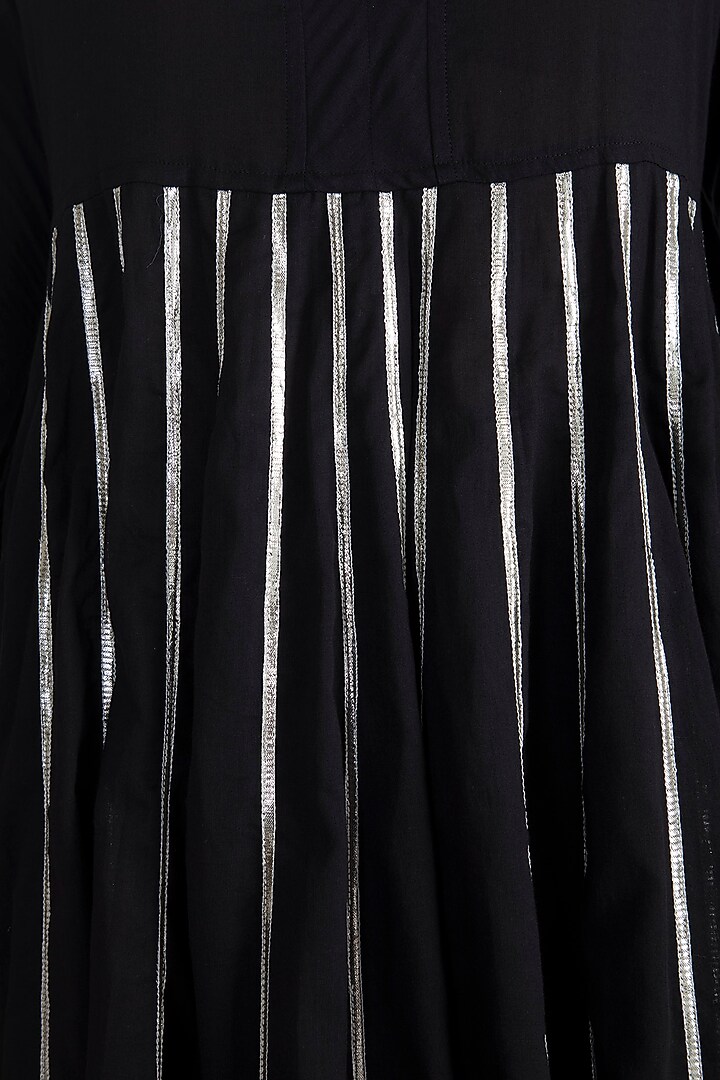 Black Kalidaar Kurta Set by Tokree at Pernia's Pop Up Shop