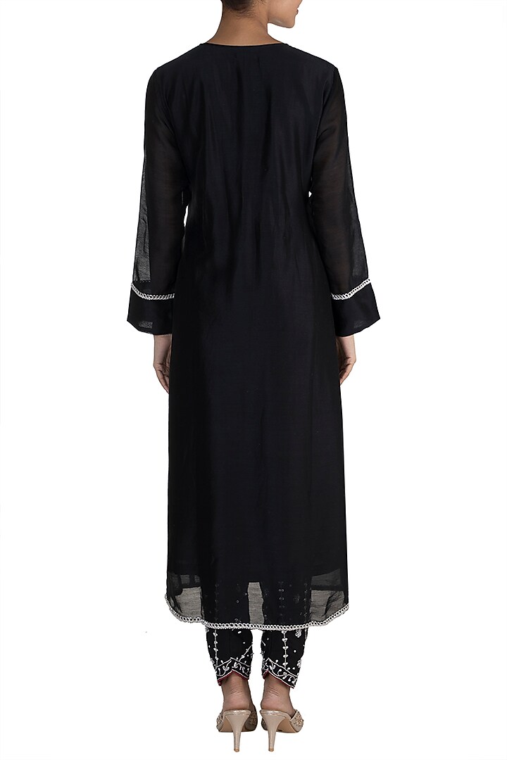 Black Embellished Kurta With Pants by Tokree at Pernia's Pop Up Shop
