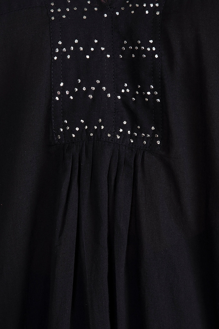 Black Embellished Kaftan Kurta Set by Tokree at Pernia's Pop Up Shop