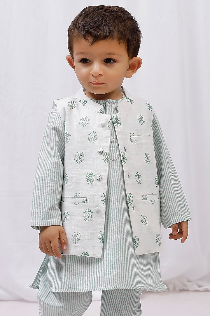 White Cotton Printed Nehru Jacket For Boys by Tjori at Pernia's Pop Up Shop