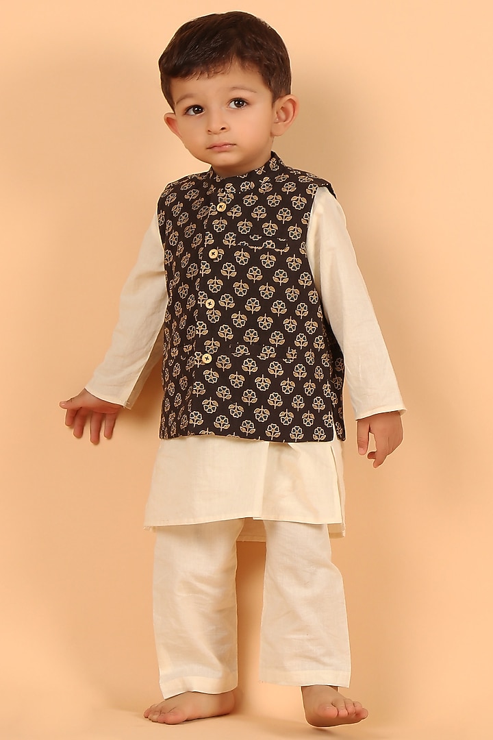 Black Cotton Printed Nehru Jacket With Kurta Set For Boys by Tjori India pvt ltd at Pernia's Pop Up Shop
