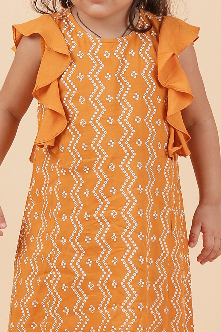 Orange Cotton Bandhani Printed Kurta Set For Girls by Tjori India pvt ltd at Pernia's Pop Up Shop