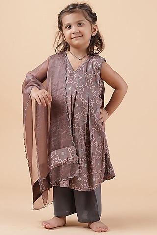Brownish Grey Cotton Bandhani Printed Kurta Set For Girls by Tjori India pvt ltd